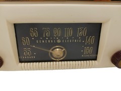 Vintage General Electric Model 201 AM Radio – WORKS GOOD