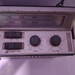 VINTAGE Hitachi TRK-5305H AM/FM Radio Cassette Recorder Portable Retro Untested
