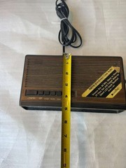 Lloyd&rsquo;s AM/FM Electronic Clock Radio Model J264 – tested