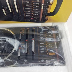 Lloyds Am/Fm Fm Stereo Receiver With Orange Stereo Headphones N777. New Vintage