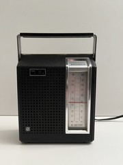 Classic Panasonic Model RF-689 Portable AM/FM 2 Band Radio Tested Working Clean!
