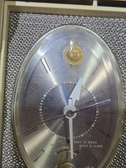 Vintage 1960s Sears Silvertone « Instant Sound » AM Clock Radio ~ Radio Works