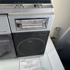Vintage Sharp VZ2000 boombox japanese Radio & Record Player Work AS IS