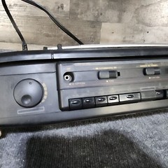 SOUND DESIGN Cassette Player AM FM Stereo Radio Boombox 4749BLK