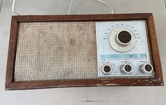 KLH MODEL TWENTY ONE FM RECEIVING SYSTEM WOOD CABINET 50 YEAR OLD STEREO 🟠🟠
