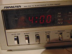 Vintage Soundesign AM/FM/ TV Electronic Clock Radio #3772 Hong Kong 11 x 6 x 4&Prime;