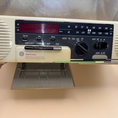 GE Spacemaker VTG AM FM Radio Cassette Player Model 7-4285A Under Counter Light
