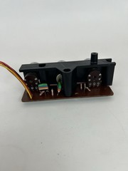 Magnavox D8200 Volume Balance Tone Control PCB w/ Chrome Knobs – Tested