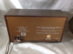 Vintage Realistic MTA-8 AM/FM Radio Model 12-689 Walnut Grain Powers On