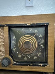 1946 Zenith Consolotone Radio Model 5D027Z Vintage