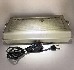 Vintage MIDLAND International Solid State AM FM Digital Clock Radio Model 11-396