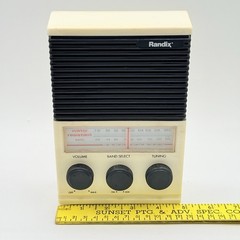 Vintage Randix Water Resistant AM/FM Shower Radio Battery Operated Works