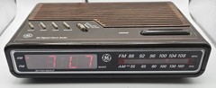 Vintage GE Digital Clock Radio AM/FM Faux Woodgrain 7-4612B Retro 1980s Tested