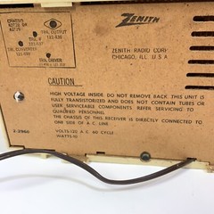 Rare Vintage Zenith Solid State AM (AM only) Radio Model Z212W Made in USA