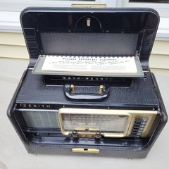 Zenith Trans Oceanic Radio Short Wave. Serviced!!