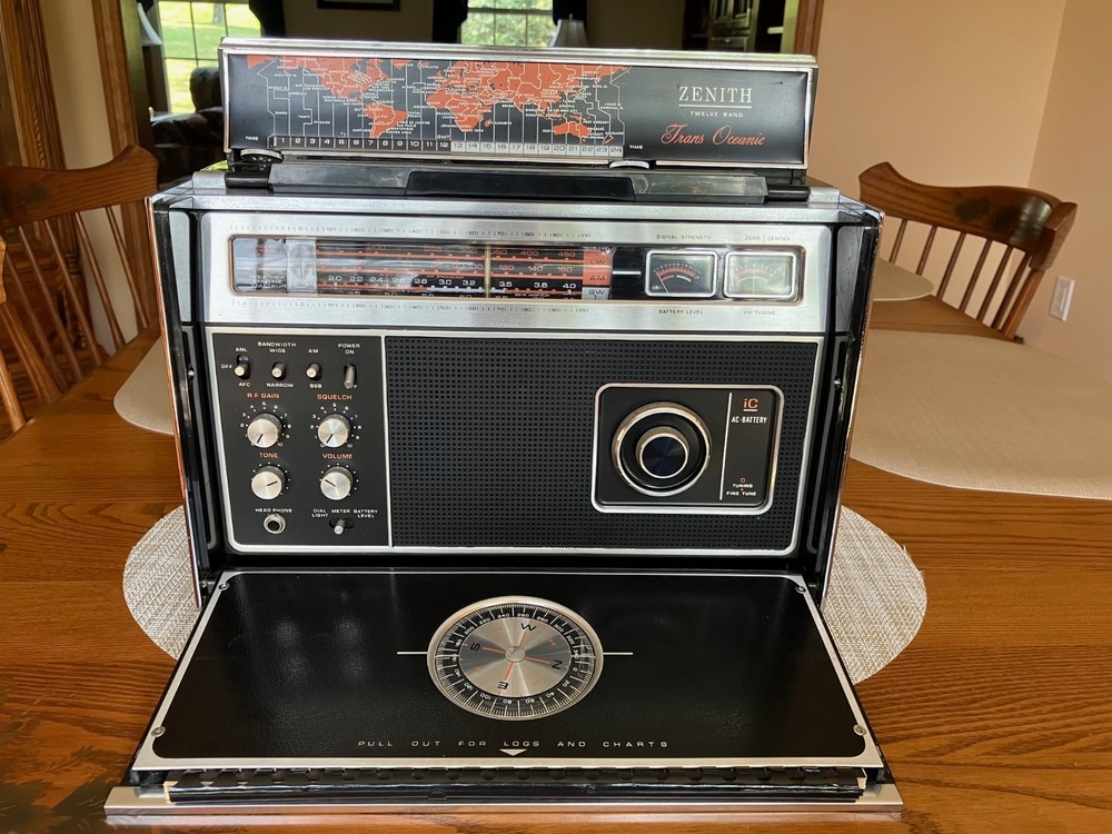 Vintage ZenithTransoceanic R7000-2, recapped, aligned, excellent