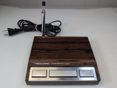 Realistic Model 12-140 Weatheradio Vintage Weather Alert Radio Faux Wood Grain
