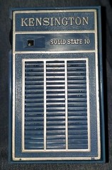 Kensington Solid State 10 Transistor Super Deluxe Hi-Fi Radio *** WORKS ***