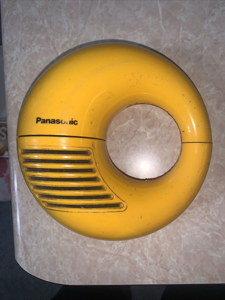 Vintage Panasonic Toot-a-Loop R-72 AM Transistor Radio Yellow Design Icon Works