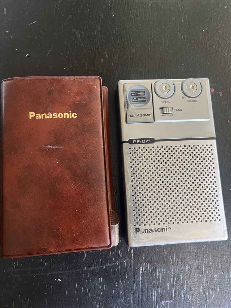 Vintage Panasonic RF-015 FM/AM Pocket Radio W/ Case Works Read Description