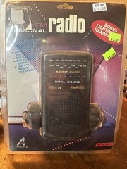 New Lot Of 6 Vintage Personal AM/FM Stereo Radios Ry103h Music Player Hdphns