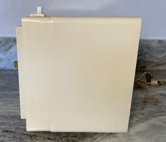 Vntage Motorola BC3G AM/FM Radio