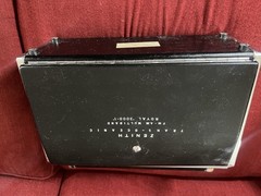 VINTAGE ZENITH ROYAL 3000 ALL TRANSISTOR TRANS-OCEANIC PORTABLE RADIO DECENT