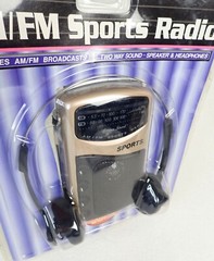 Lenoxx Sound Vintage AM/FM Sports Radio Model PR-35M NOS Speaker & Headphones