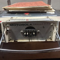 Vintage Motorola Motrac 2-Way Mobile Car Radio Transceiver Model R43HHT 1179AA