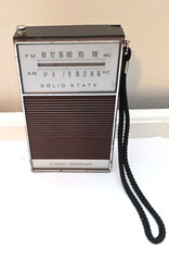 1960s AITC Model P2108 Solid State Pocket Am Radio Working Taiwan