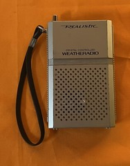 Radio Shack Realistic Weatheradio Hand Held Portable Model 12-151 Untested