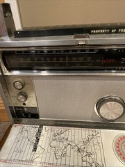 Vintage Zenith Royal 3000 Trans-Oceanic FM-AM Multiband Radio WORKING READ