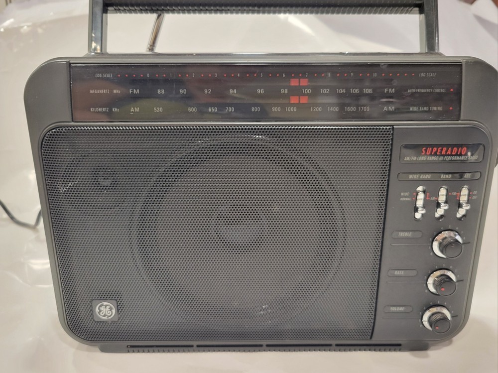 Vtg GE Superadio III 7-2887A AM/FM High Performance Long Range Radio Exlnt