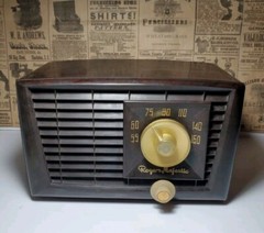 Vintage 1956 Rogers Majestic AM Tube Radio Brown Bakelite R552-Restored
