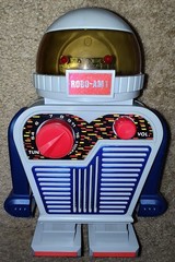 Vintage 1980s Robot AM Radio ROBO-AM1 Glowing Red Eyes Lights RARE (Tested-READ)