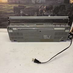 Vintage Boombox Soundesign Model 4656 AM/FM Cassette Player