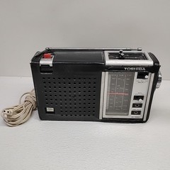 Vintage Toshiba Solid State Radio FM/SW/MW 3 Band IC-700 ICFET