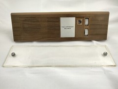Vintage 1970 RARE « THE VIP RADIO » Radio with Nameplate for Desk Model NPR 100