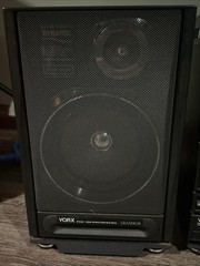 Yorx Grandeur 2121 AM/FM Stereo Cassette Record Player w 2 S-108 Speakers Remote