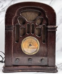 Radio Shack 12-697A Cathedral Style AM/FM Radio Cassette Player Vintage