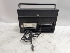 Vintage Motorola Model TP13EE AM/FM Solid State Transistor Portable Radio