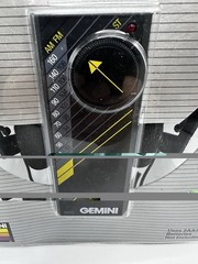 GEMINI AM/ FM Personal STEREO RECEIVER W/Ultra-Light Headphone Model AS12K NEW!