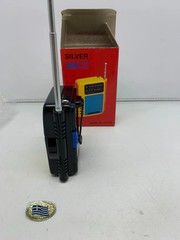 Vintage Silver Brand MINI Sporty 2 Band Radio AM/FM Black &rsquo;80s RARE UNUSED