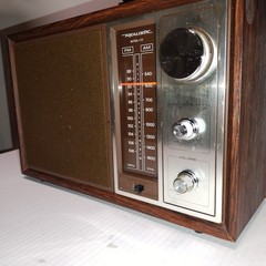 Vintage Realistic AM/FM Radio MTA-11 – Clean, Sounds Excellent, Great Condition!