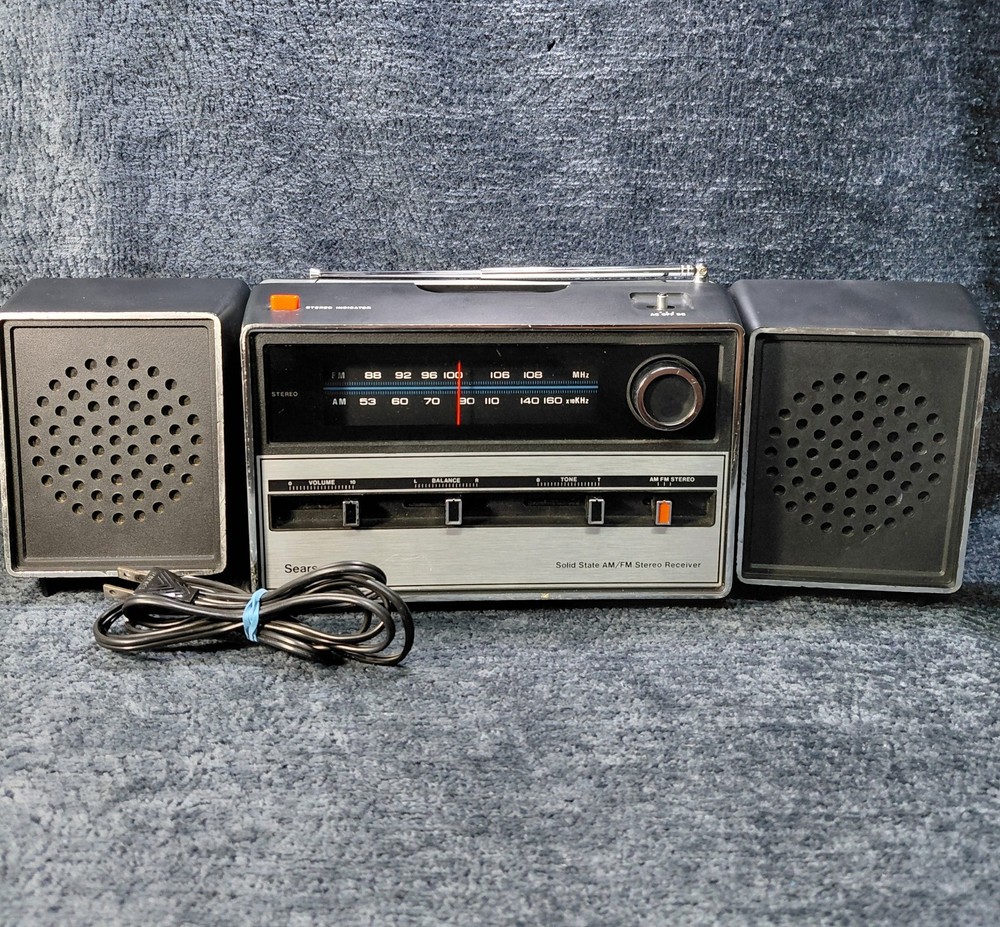 Vintage 1970s Sears Sanyo Solid State AM/FM Portable Stereo Radio Mo.317 Tested