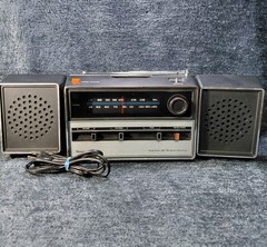 Vintage 1970s Sears Sanyo Solid State AM/FM Portable Stereo Radio Mo.317 Tested
