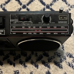 General Electric Vintage AM FM Radio Tape Player Boombox Model 3-5233B See Desc
