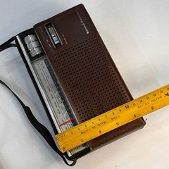 Vintage National Panasonic R-218R Radio – For Decor/Display