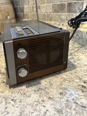 1986 General Electric 7-7225A clock radio tv Working Good Condition TV