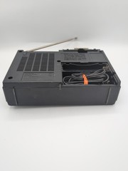 PANASONIC RF-569D AM/FM 2-Band AC/DC Portable Radio